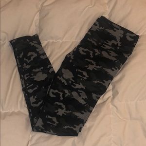Fabletics camo active pants